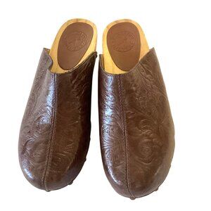 Penelope Chilvers Brown Embossed Leather Wood Women Clogs Shoes Size 37 Spain